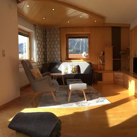 Haus Bienenhoamat Lägenhet Nauders